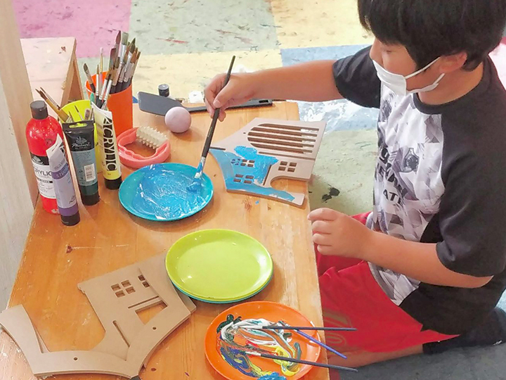 【エイブルアート・カンパニー】フェリシモとの協働「2022年度ユニカラート基金」